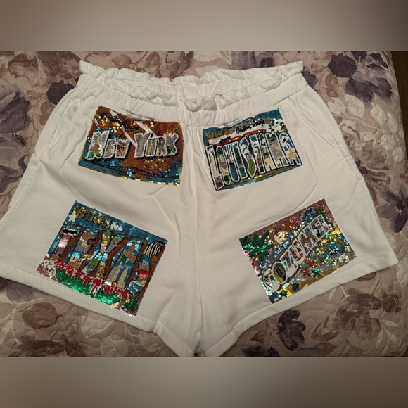 QUEEN OF SPARKLES Postcard Shorts